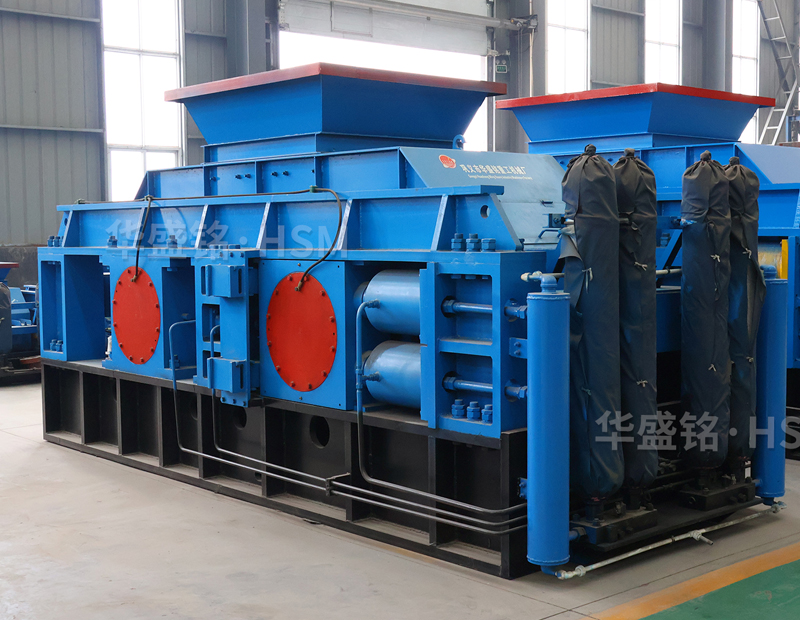 沙場(chǎng)用大型全液壓對(duì)輥制砂機(jī)多少錢一臺(tái)？